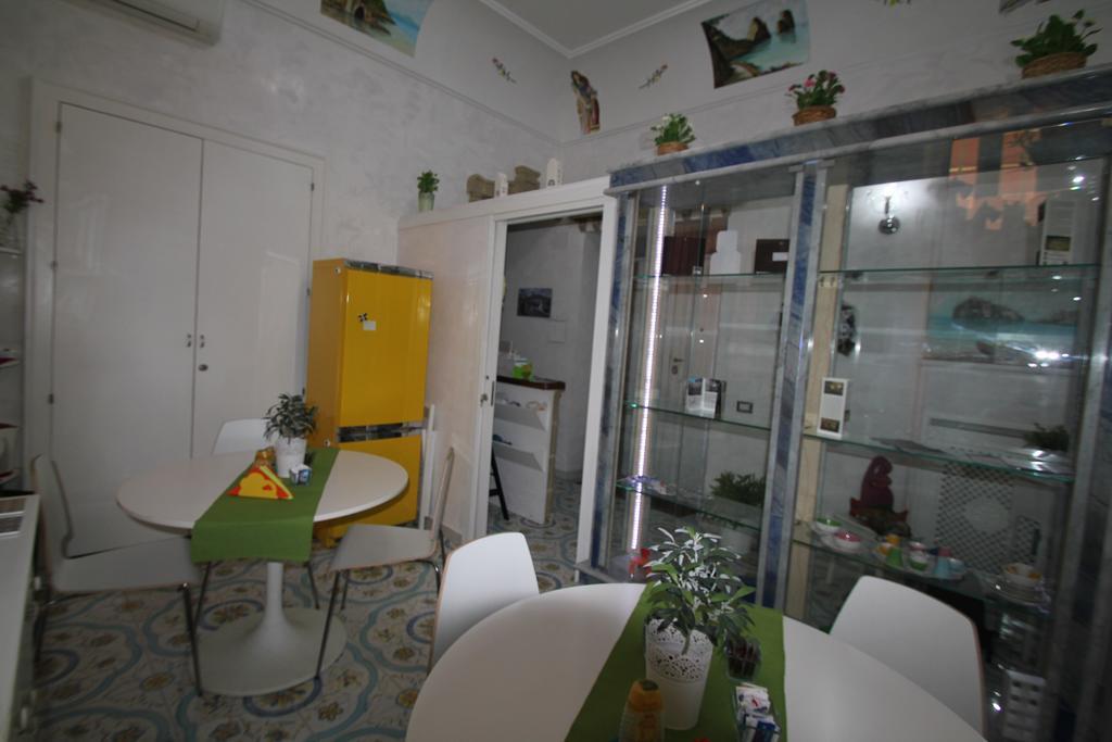 Le Vie Di Napoli B&B Ngoại thất bức ảnh